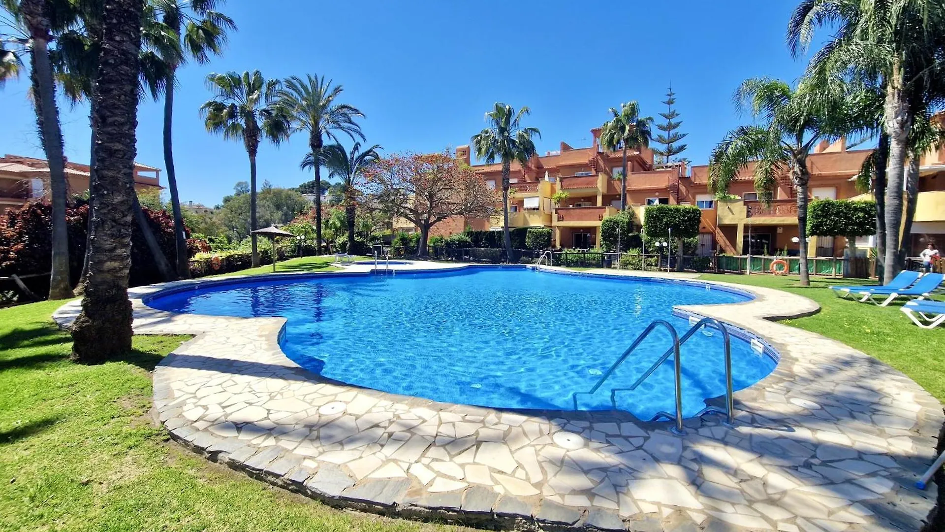 Apartment Sr Reserva De Marbella 2Bdr With Private Garden